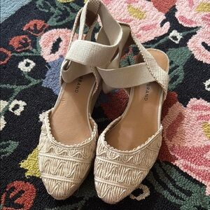 Lucky Brand Cream Espadrille Flats with Ankle Straps